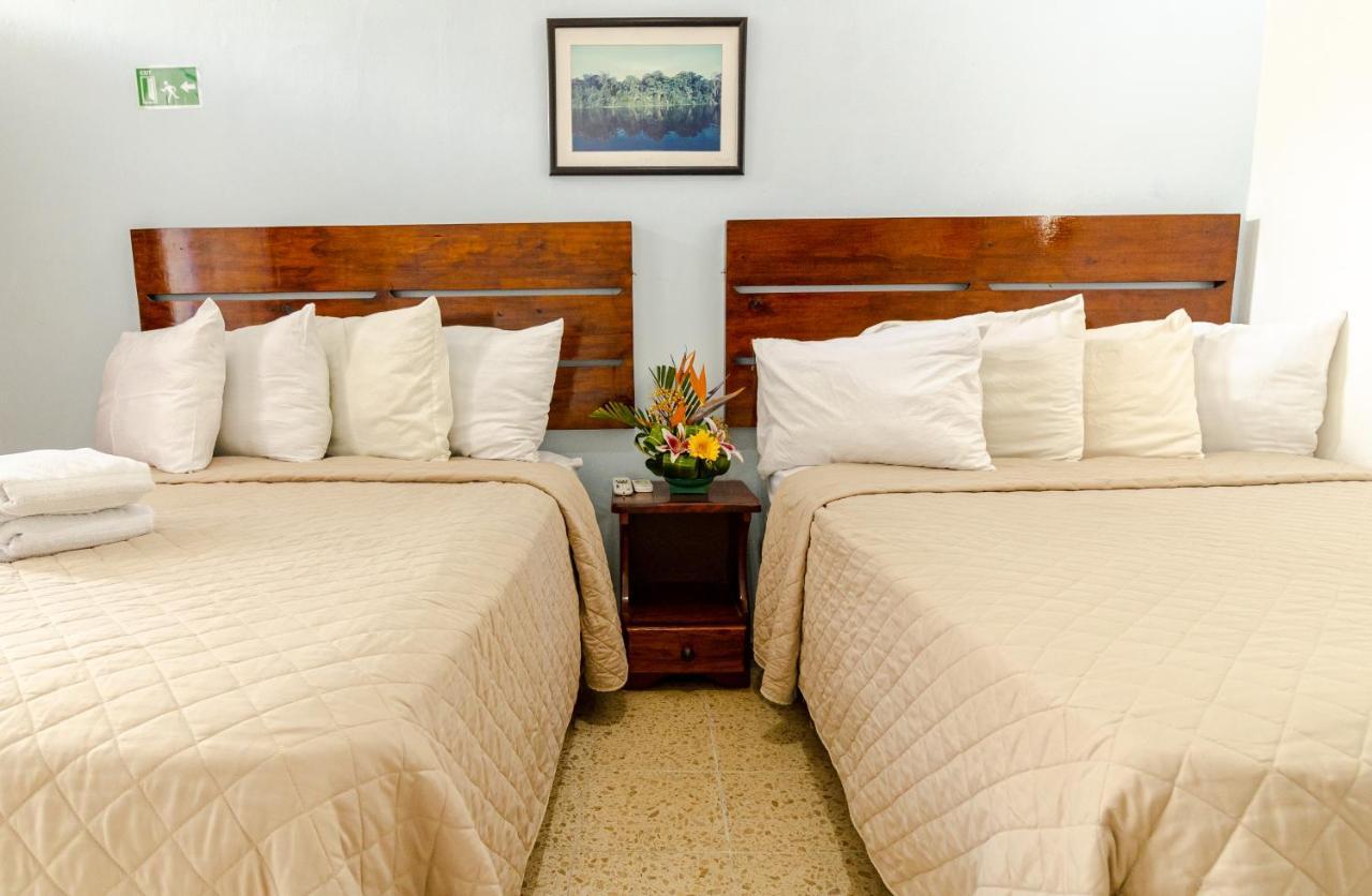 Hotel Serenity Manuel Antonio Exterior foto